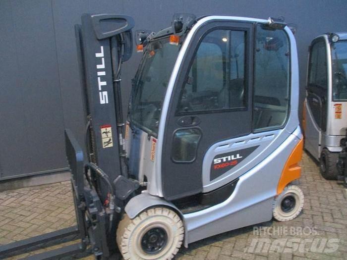 Still RX 60-25 Carrelli elevatori elettrici