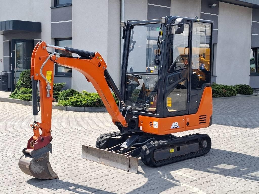 Hitachi ZX 19-6 Miniescavatori