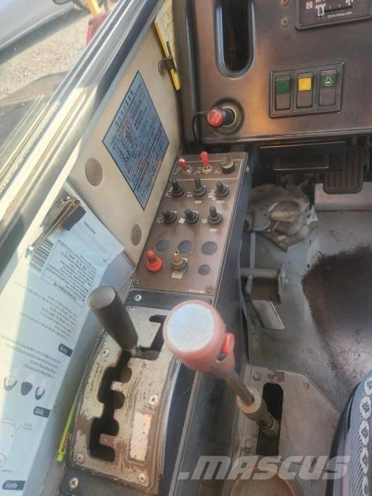 Kato SR 250 Gru per terreni difficili