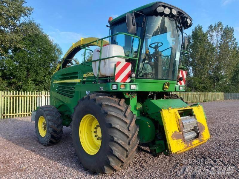 John Deere 7400 Trince semoventi