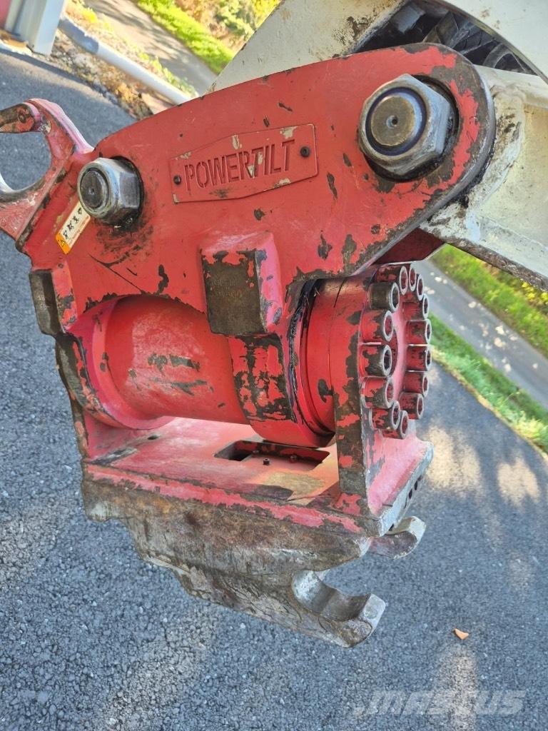 Takeuchi TB 295 W Escavatori gommati