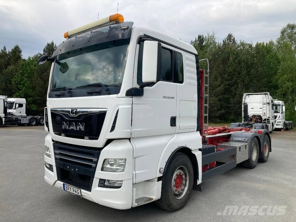 MAN TGX 26.500 6X2 Camion con gancio di sollevamento