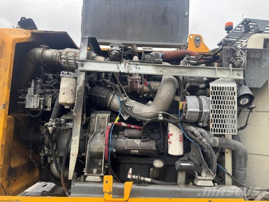 Liebherr LH 22 M Movimentazione rifiuti