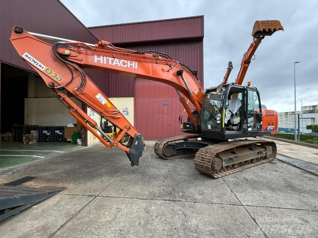 Hitachi ZX 210 LC-6 Escavatori cingolati