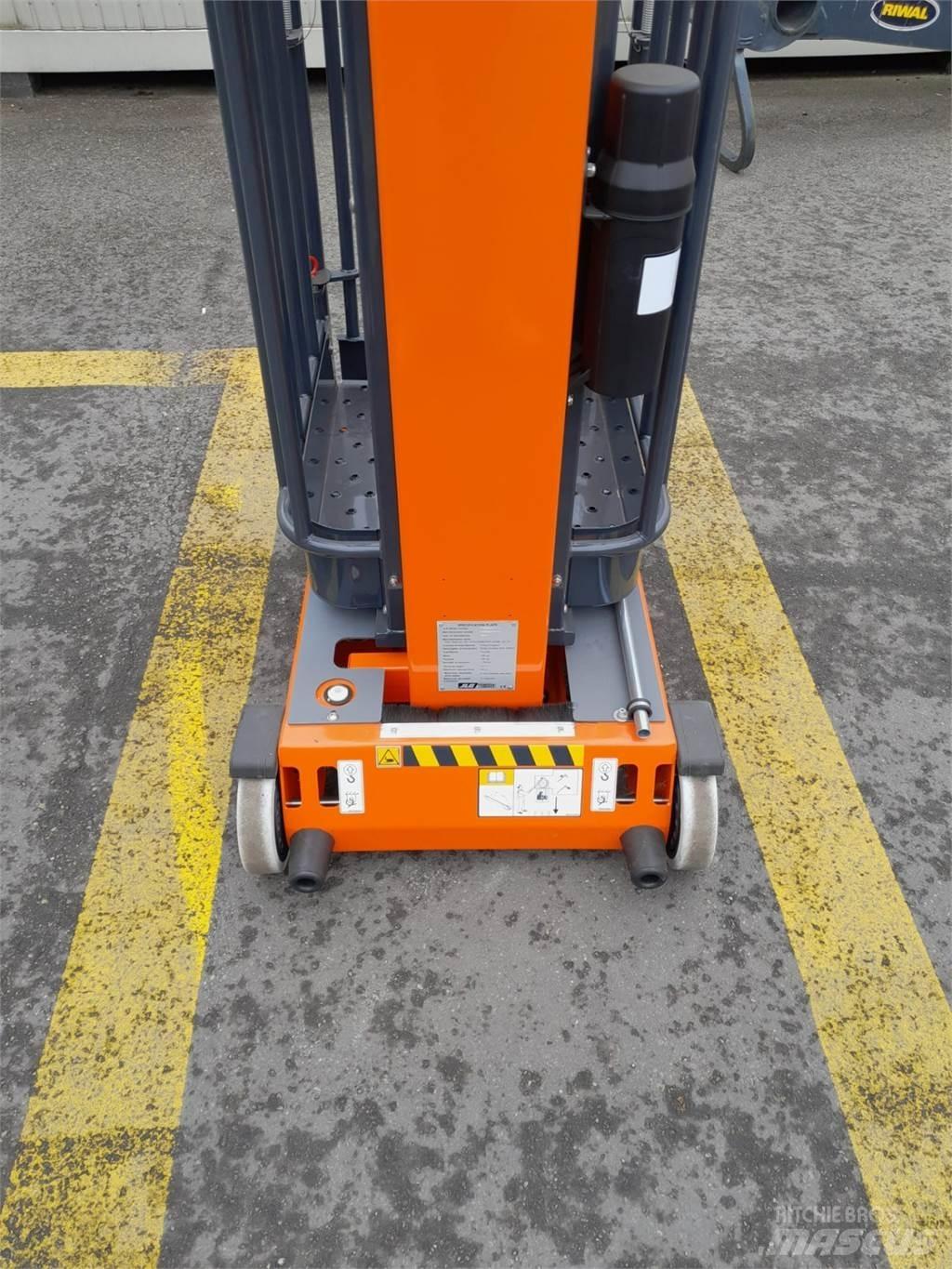 JLG Pecolift Piattaforme cingolate, Piattaforme a ragno e Montacarichi