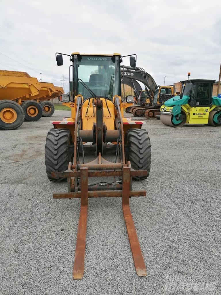 Volvo L 35 G Pale gommate