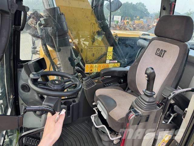 CAT M 320 F Escavatori gommati