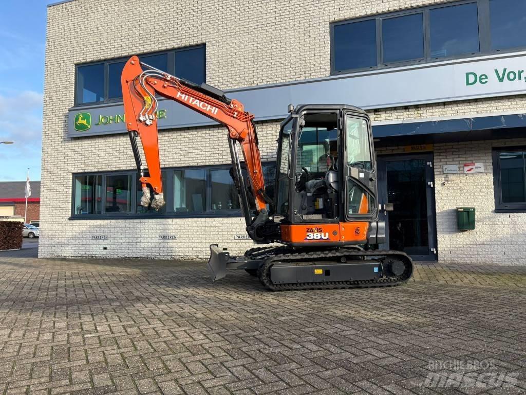 Hitachi ZX38U-6 Miniescavatori