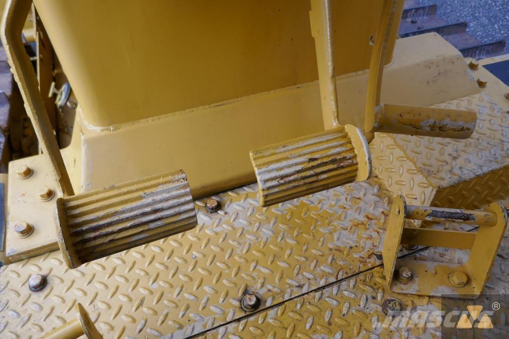 CAT D7G Ex-army Dozer cingolati