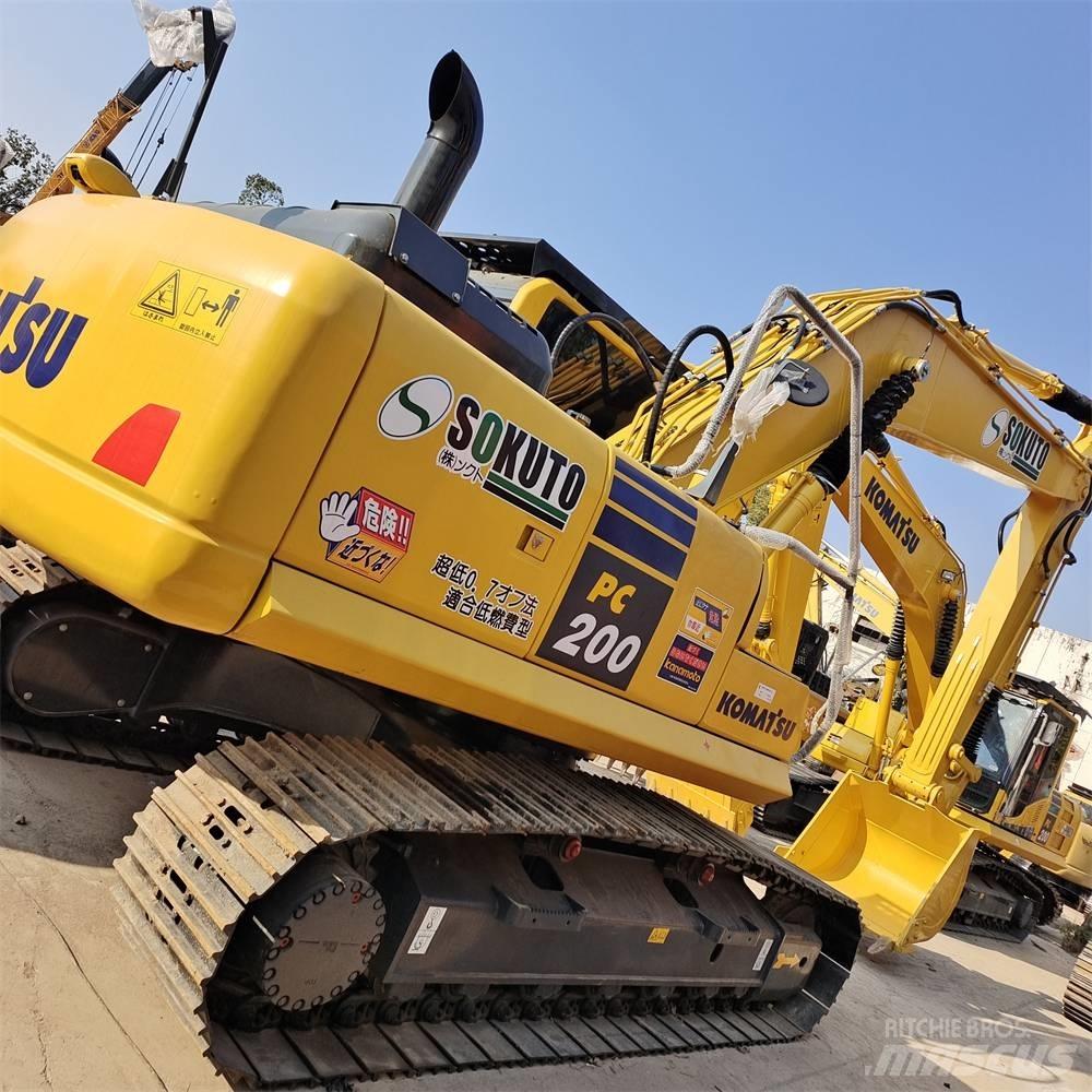 Komatsu PC 200-8 Escavatori cingolati