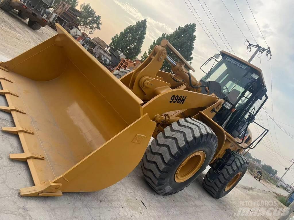 CAT 966 H Pale gommate