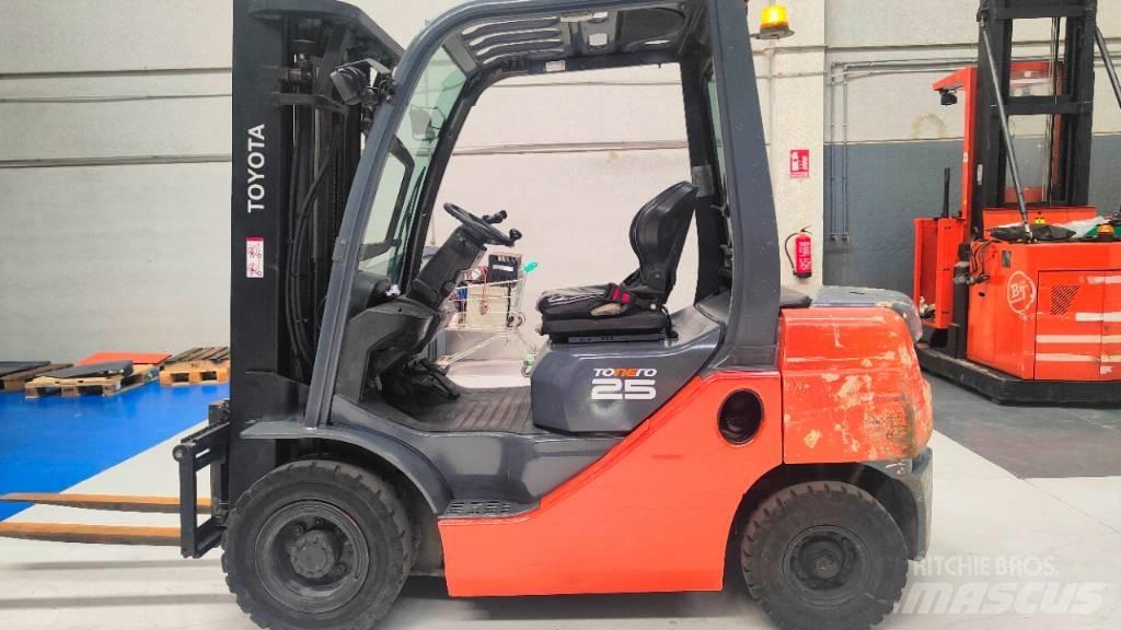 Toyota 52-8 FD F 25 Carrelli elevatori diesel