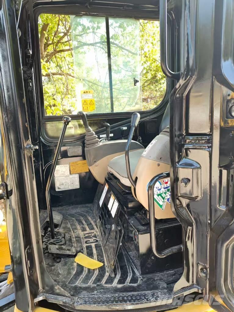 CAT 304 CR Miniescavatori