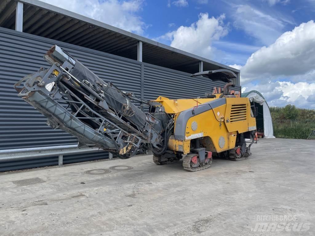 Wirtgen W 100 F Fresa a freddo per asfalto
