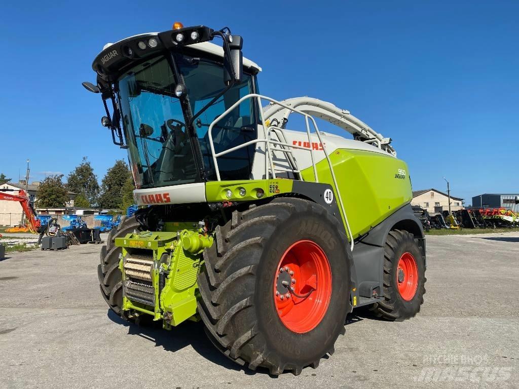 CLAAS Jaguar 950 Trince semoventi
