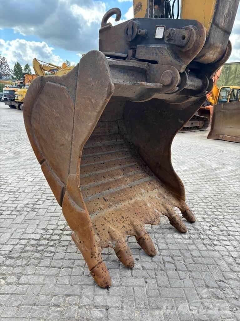 CAT 330 B L Escavatori cingolati