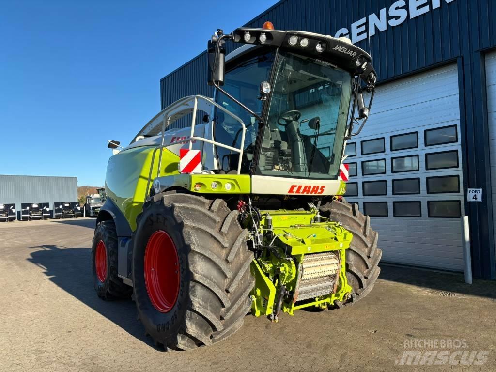 CLAAS Jaguar 950 4WD Trince semoventi
