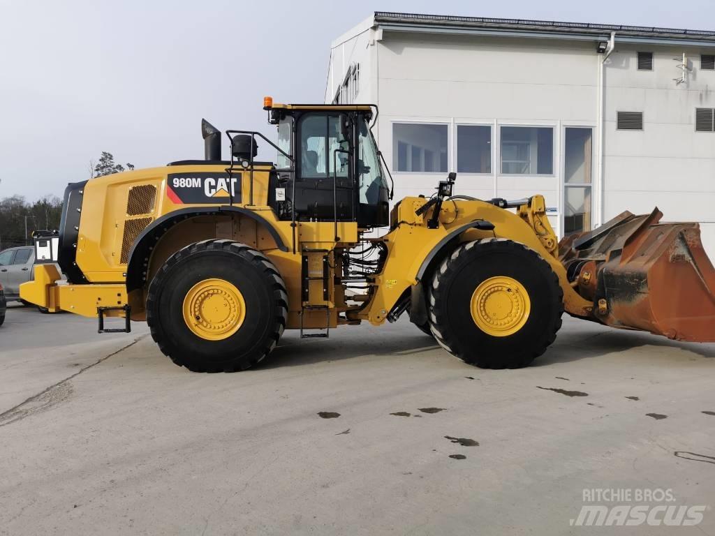 CAT 980M Pale gommate