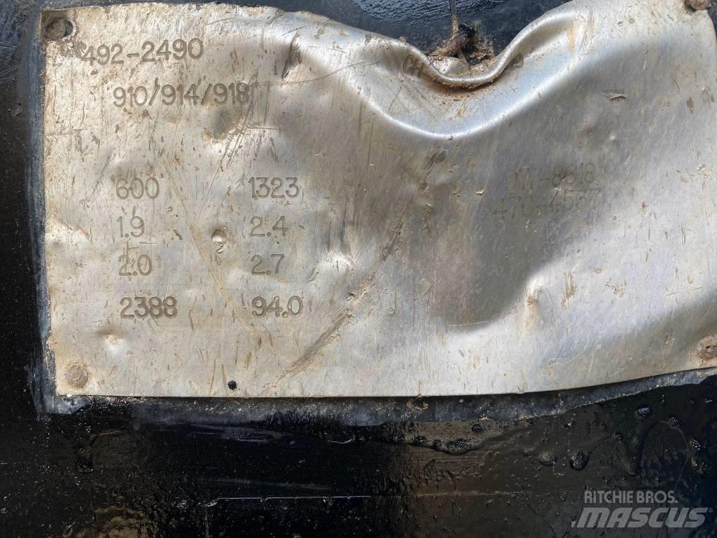 CAT 914 m Pale gommate