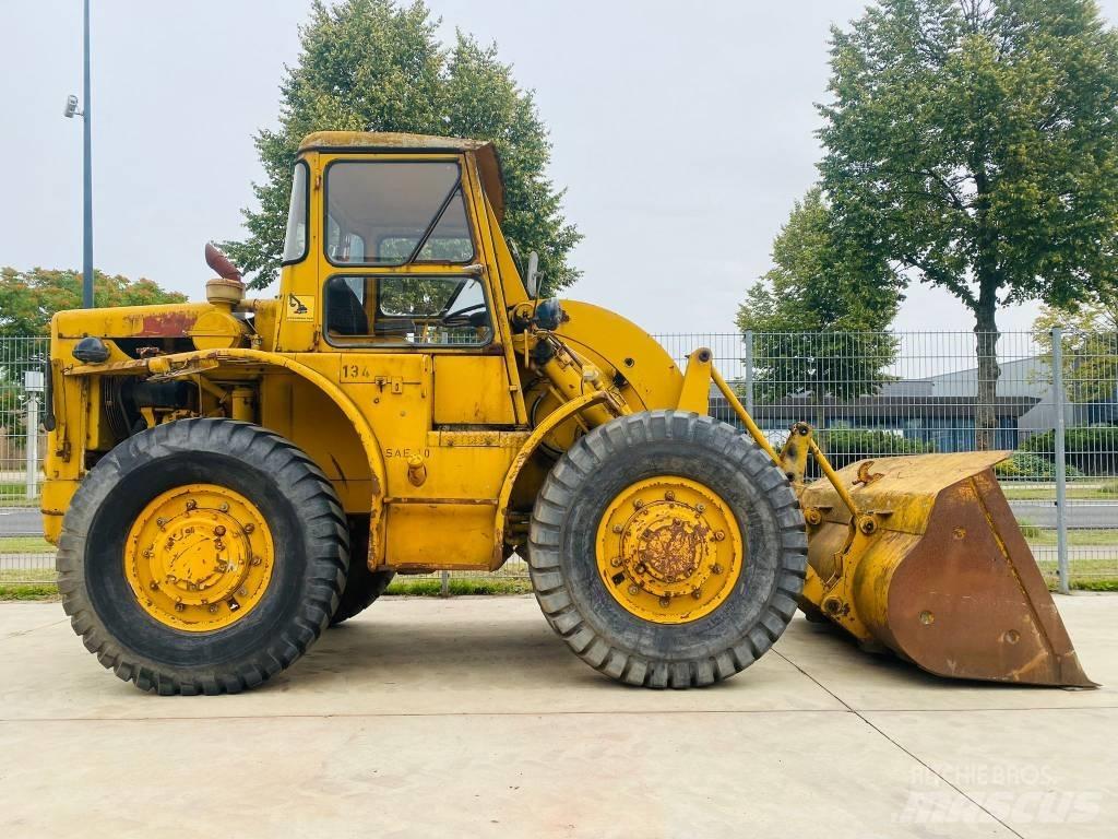 CAT 922 B Pale gommate