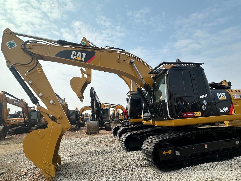 CAT CAT320D2 Escavatori cingolati