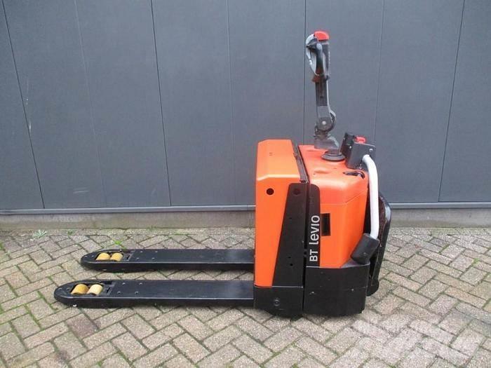 BT LPE 200-6 Carrelli elevatori bassi a piattaforma