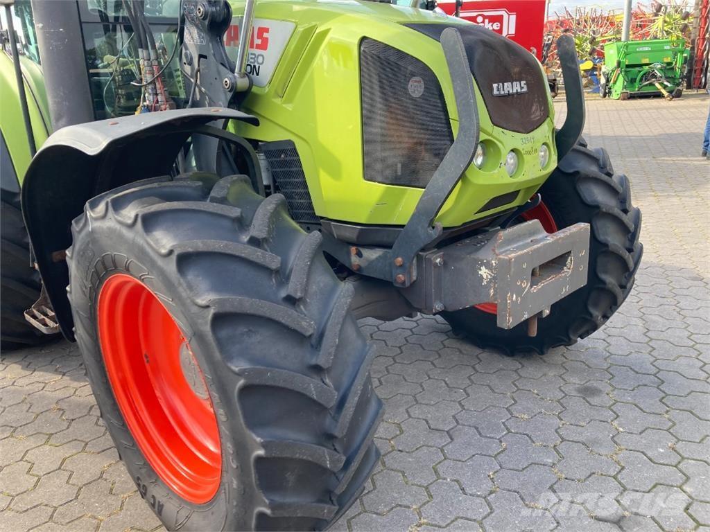 CLAAS Arion 430 Trattori