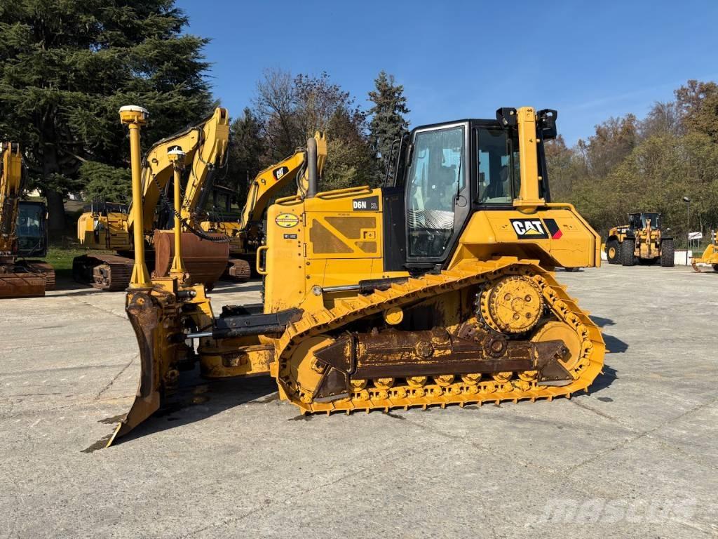 CAT D 6 N XL Dozer cingolati