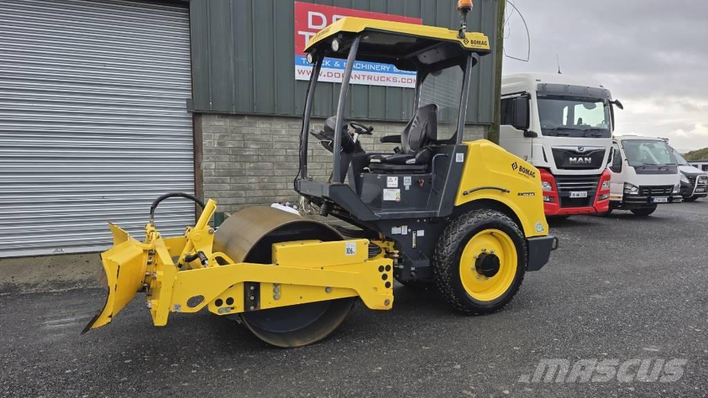 Bomag BW 124 DH Rulli monotamburo