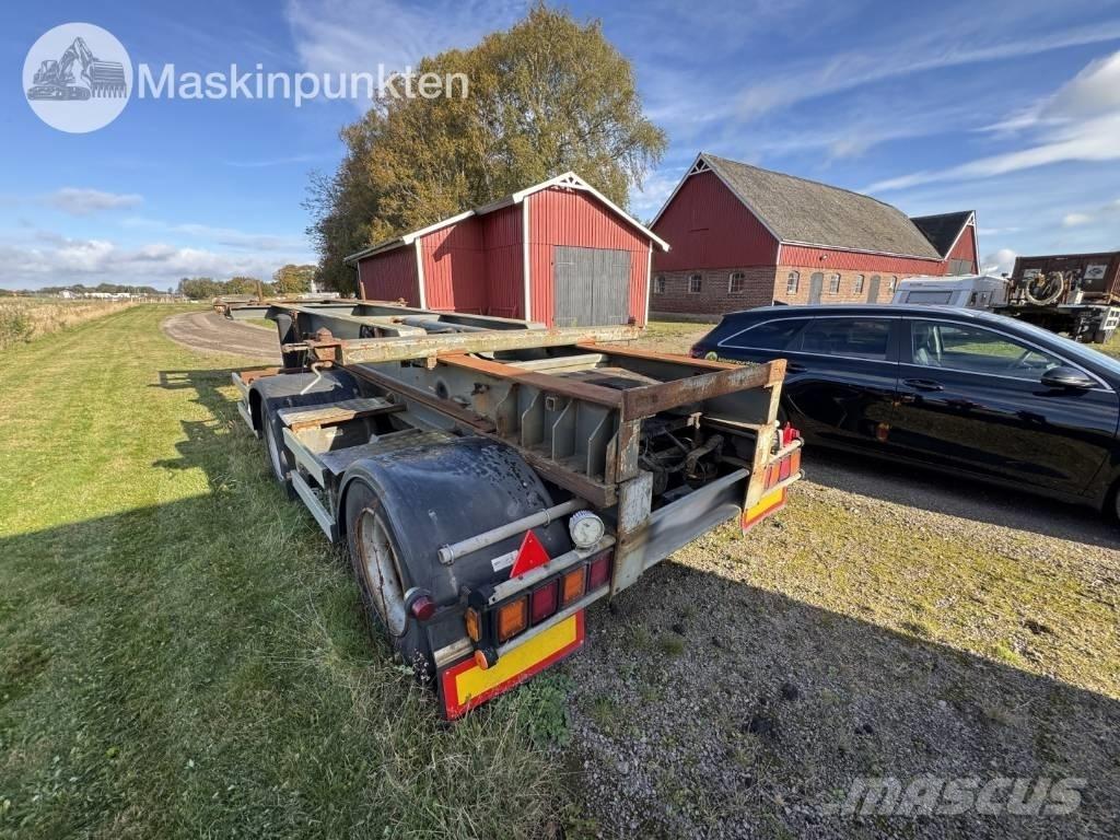 KT Tjörn Linktrailer Semirimorchi portacontainer