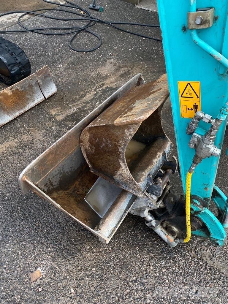 Kobelco SK 17 SR Miniescavatori