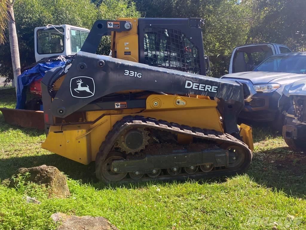 John Deere 331G Mini Pale Gommate