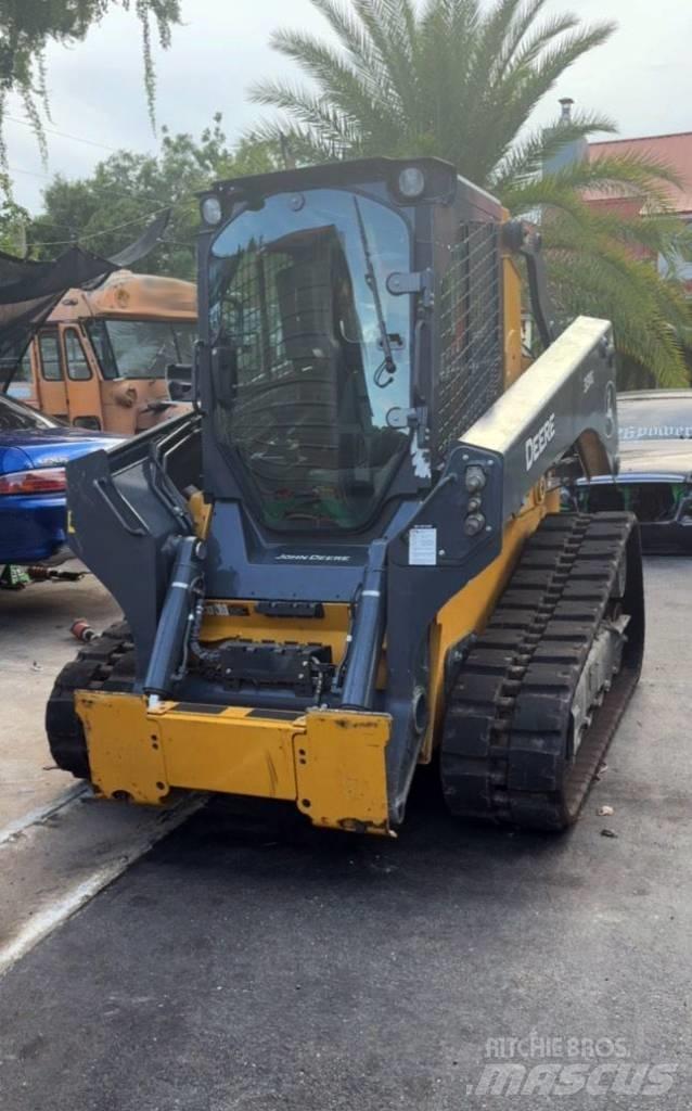 John Deere 331G Mini Pale Gommate