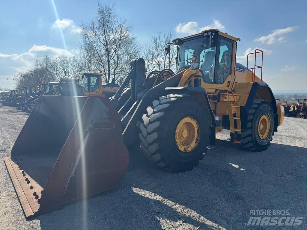 Volvo L 180 H Pale gommate