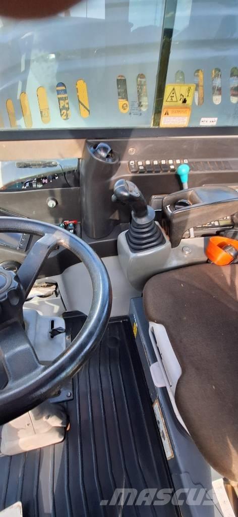 Takeuchi TB 295W Escavatori gommati