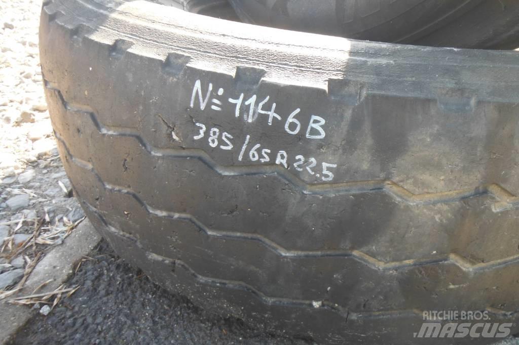 Michelin 385/65R22.5 Pneumatici, ruote e cerchioni