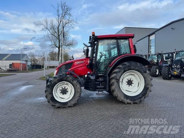 Valtra N123 Hitech5 Trattori