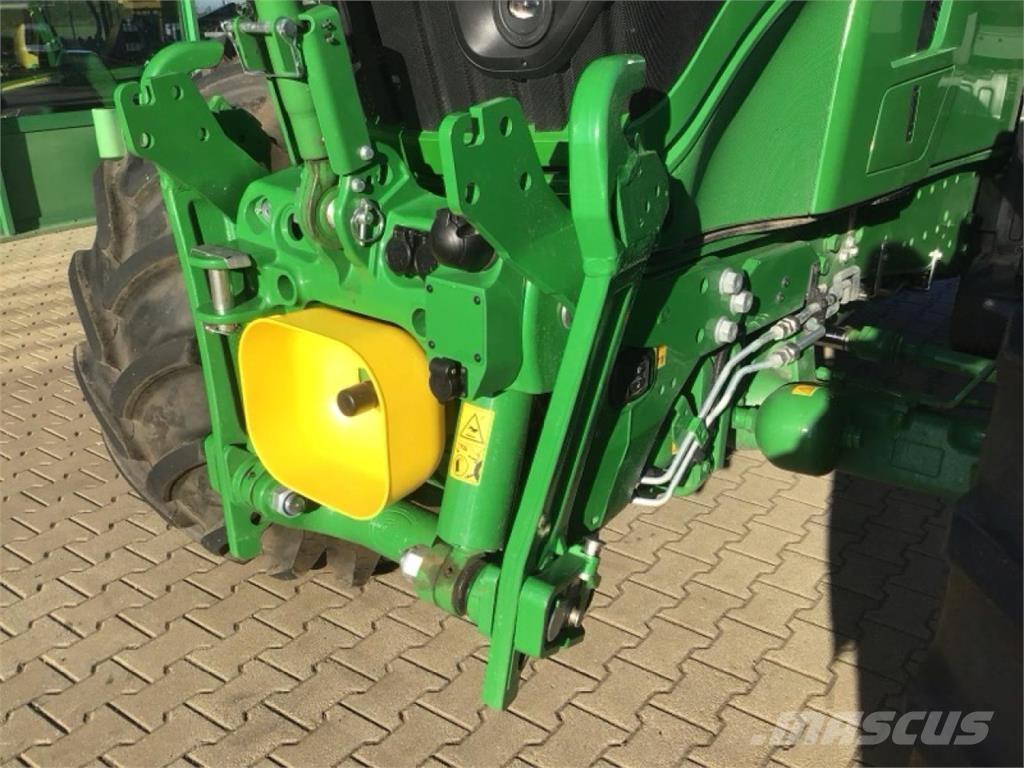 John Deere 6R 155 Trattori