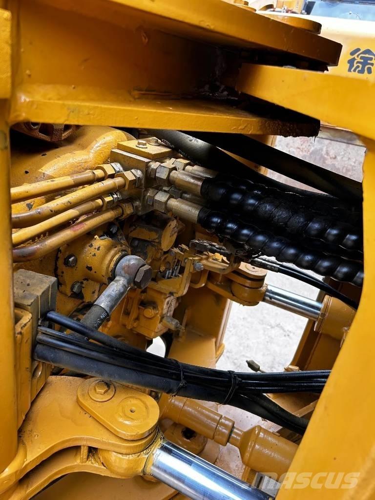 SDLG B860 Terne