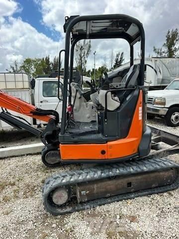 Hitachi ZX35U-5N Miniescavatori