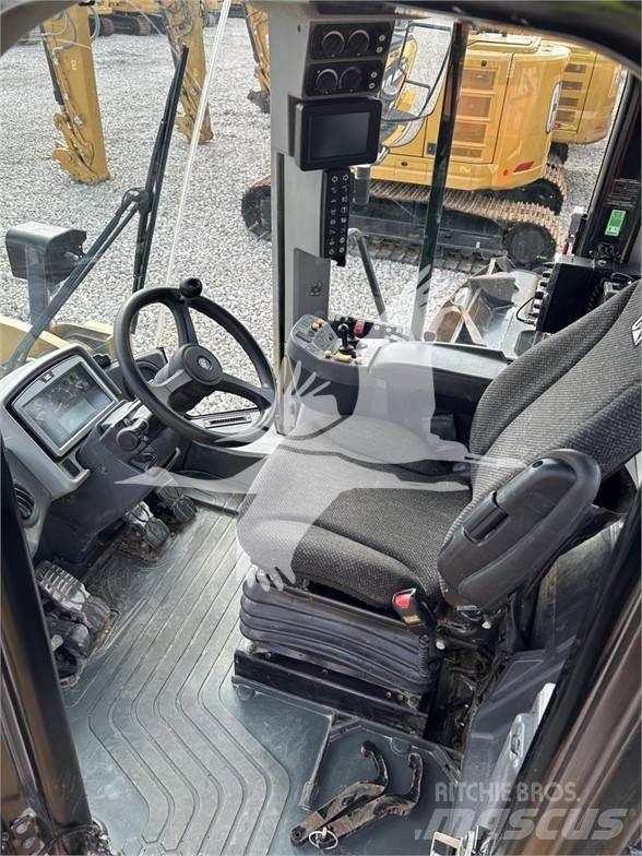 CAT 962M Pale gommate