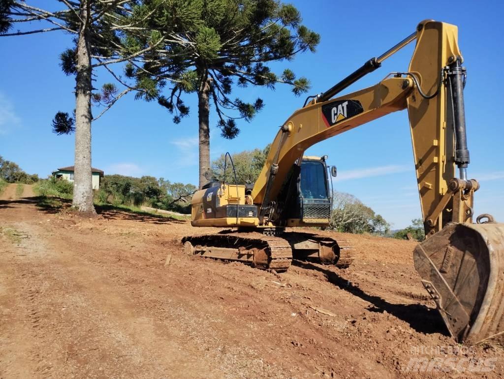 CAT 320D2 Escavatori cingolati