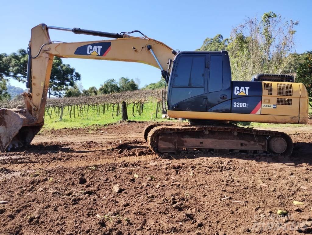 CAT 320D2 Escavatori cingolati