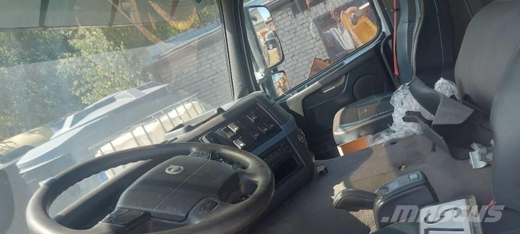 Volvo FM 330 Autocabinati