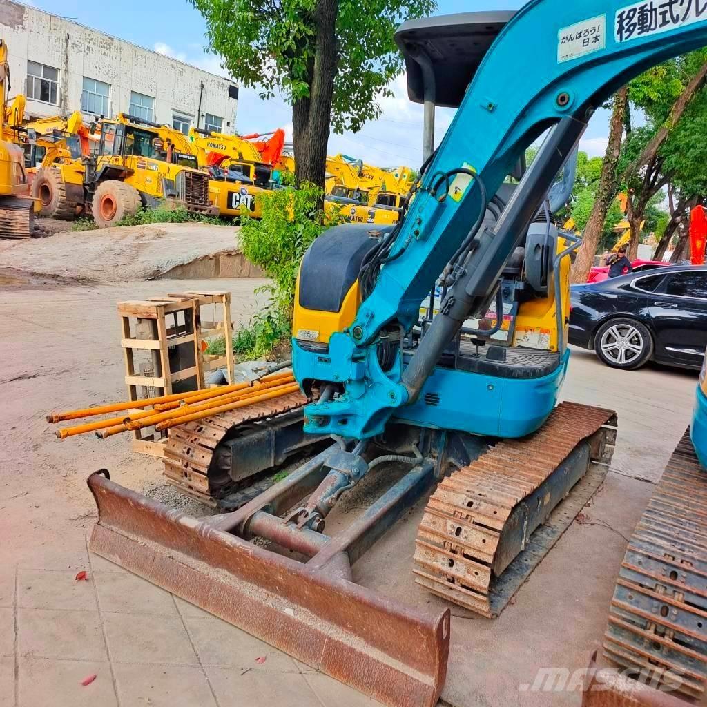 Kubota U30 Miniescavatori