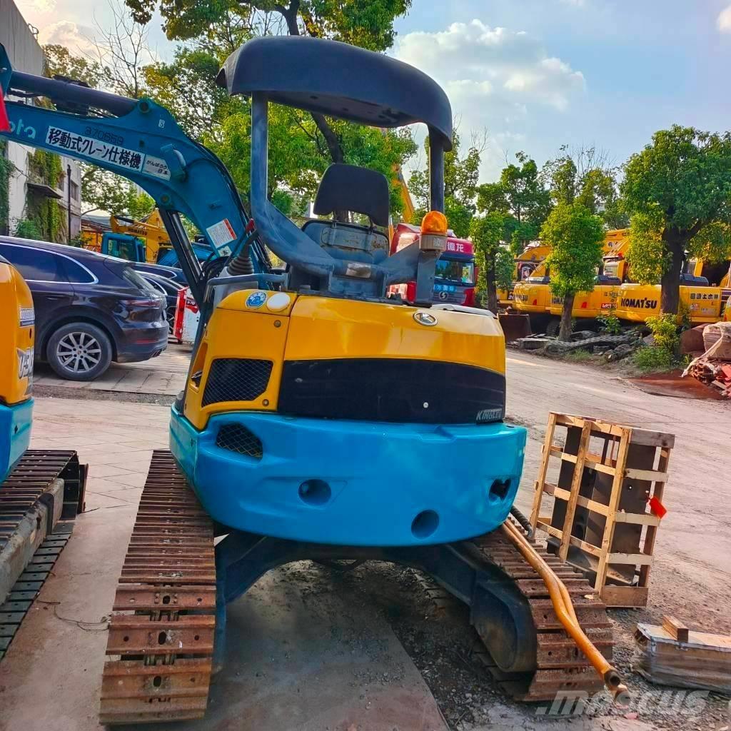 Kubota U30 Miniescavatori