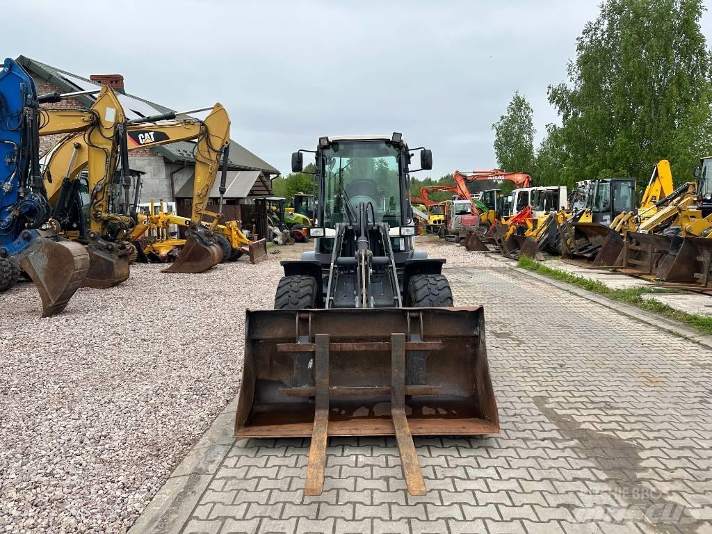 Terex TL 80 Pale gommate
