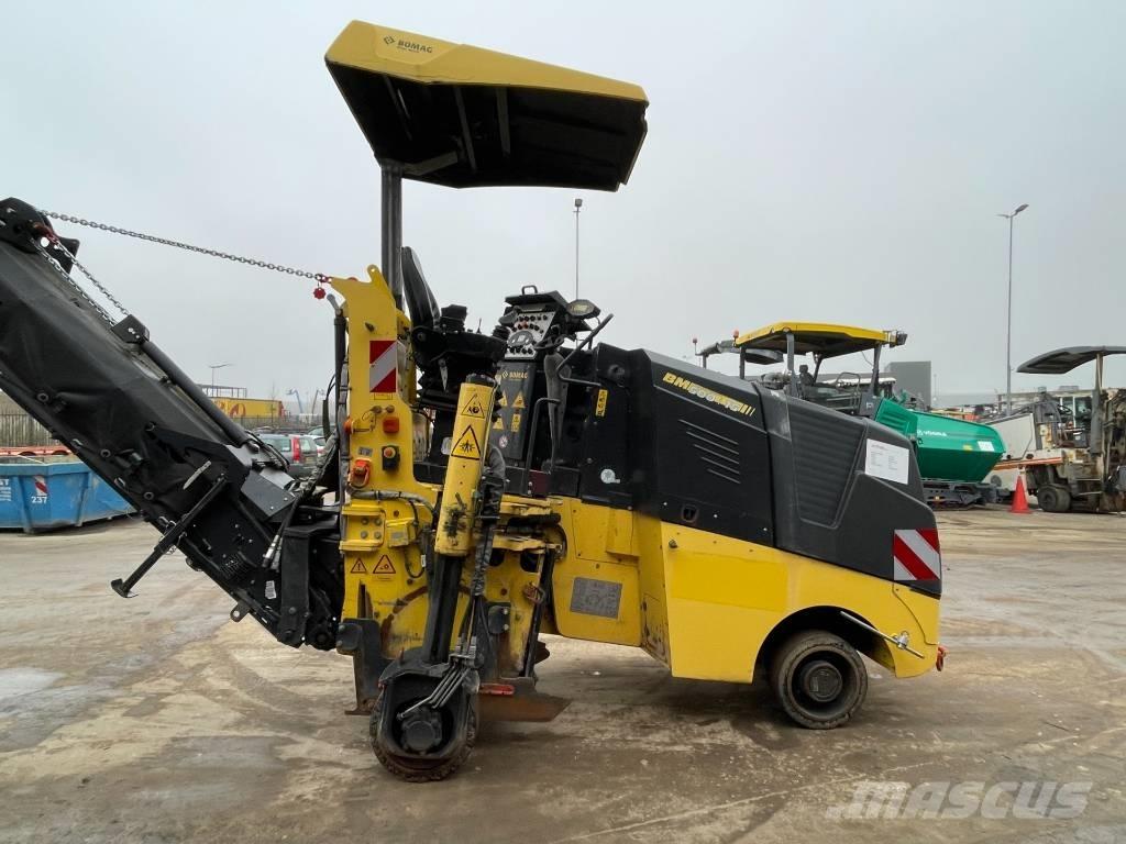 Bomag BM 500/15-2 Fresa a freddo per asfalto
