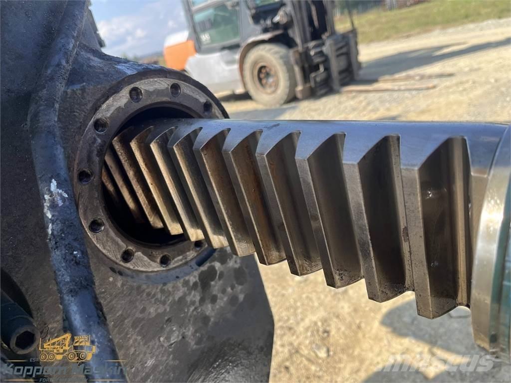 John Deere CH710 Gru raccoglitrici