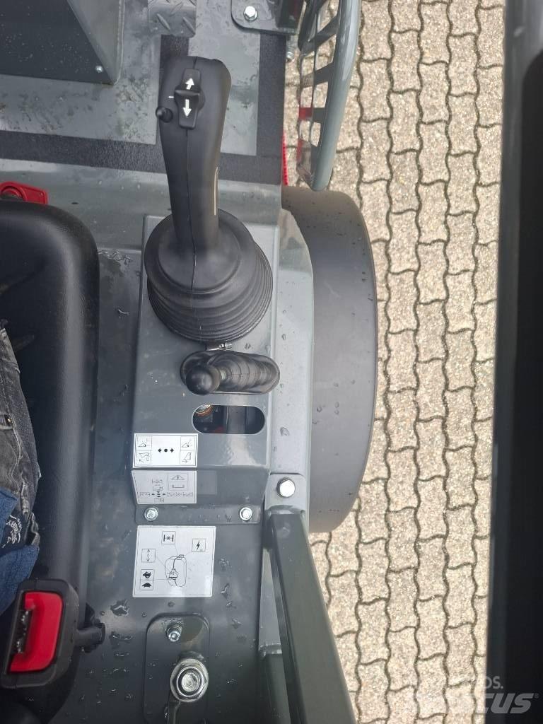 Weidemann 1280 Mini pale